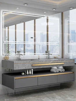 Продуманная комбинация Современный легкий шкаф для умывальника в роскошной ванной комнате
